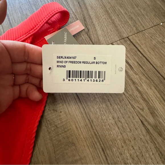 Roxy Mind of Freedom Regular Bikini Bottom Size small - Picture 2 of 5